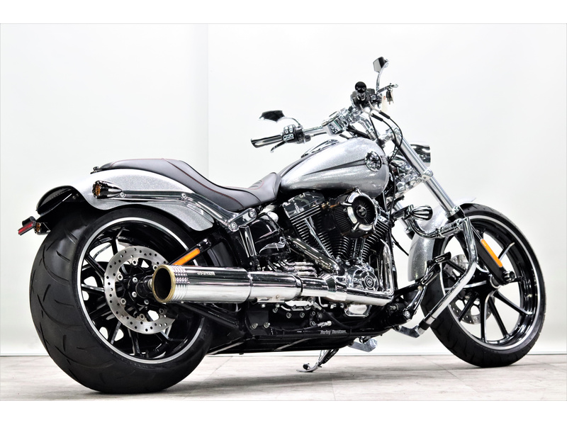 FXSB ブレイクアウト 最終値下げ SOLD OUT!!2017年モデル FXSB ブレイクアウト 1,225km 重