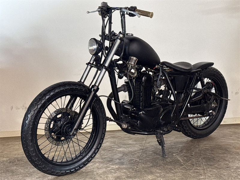 バイク カワサキ250TR キャブ BJ250F 程度良好 前後タイヤ新同 埼玉県