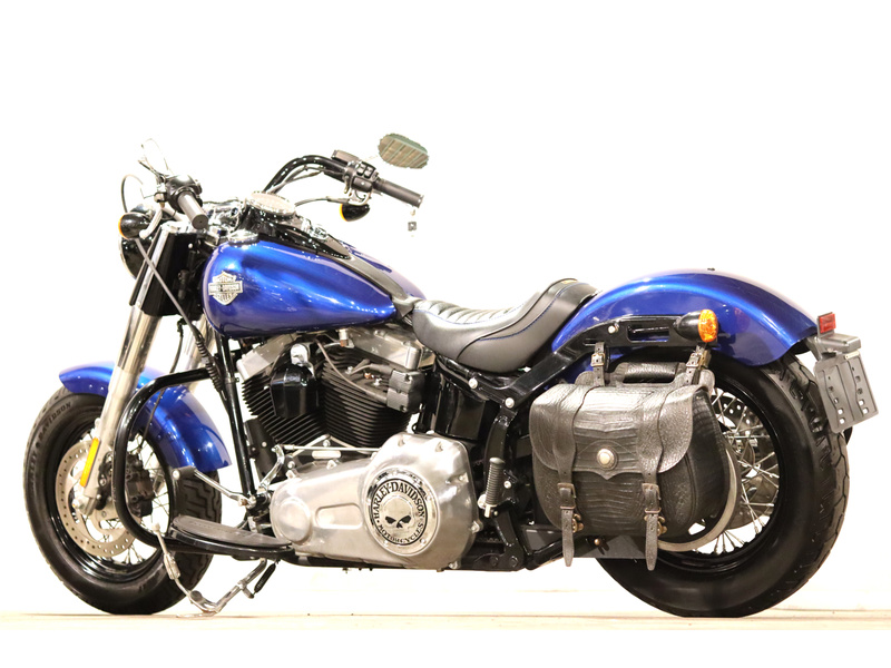 タンク StompGrip Kawasaki ZX-10R NINJA 11-17火山黒タンク