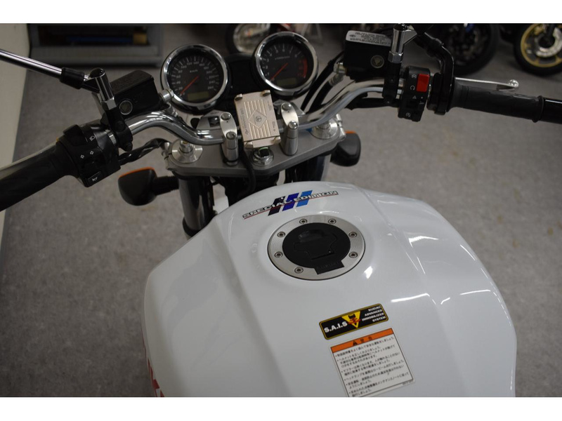 スズキ ＧＳＸ１４００ スペシャルエディション (1087939) | 中古バイク・新車の事ならバイクの窓口