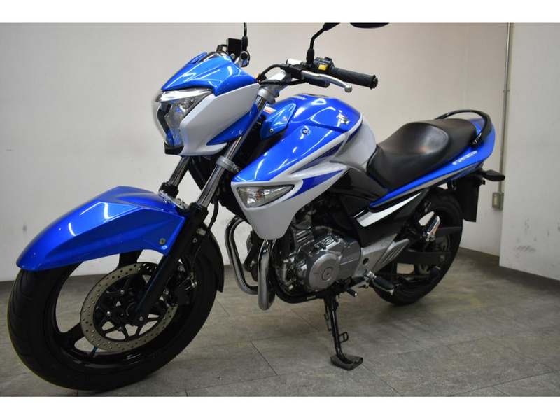スズキ GSR250 (1103447) | 中古バイク・新車の事ならバイクの窓口