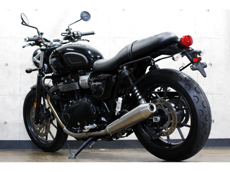 トライアンフ 布引クラシックス オフィシャルブログ:1966 TRIUMPH TROPHY