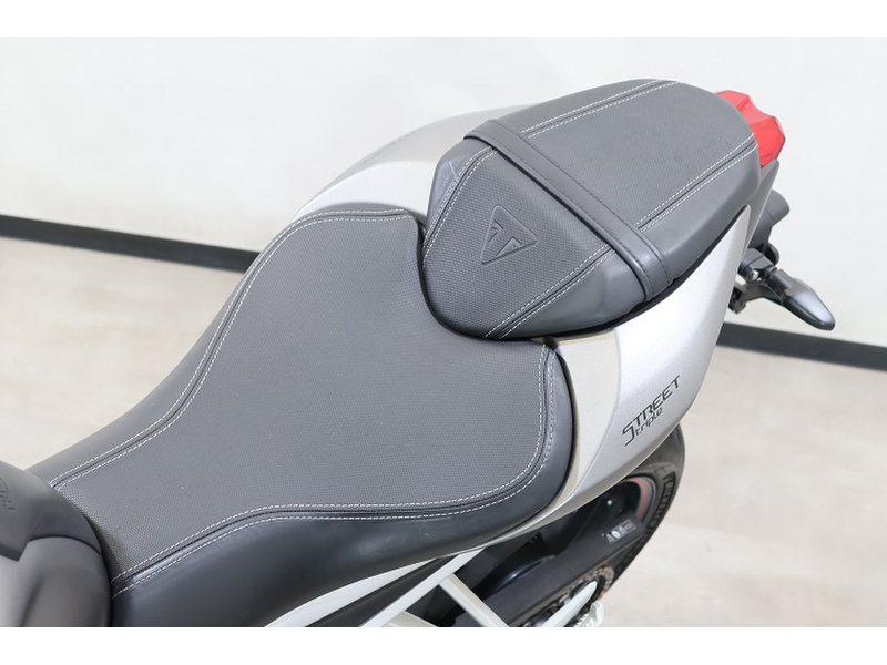 トライアンフ トライアンフ ストリートトリプルRS (1132349) | 中古