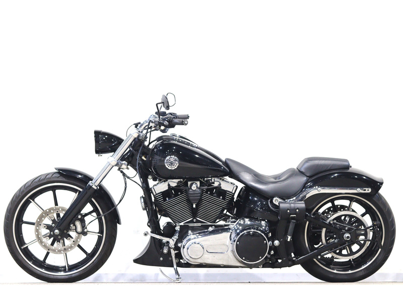 ハーレースペースブレイクアウト Breakout™ 117 | Harley-Davidson® MEGA東海