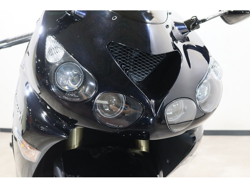 カワサキ ZZR1400 (1142959) | 中古バイク・新車の事なら