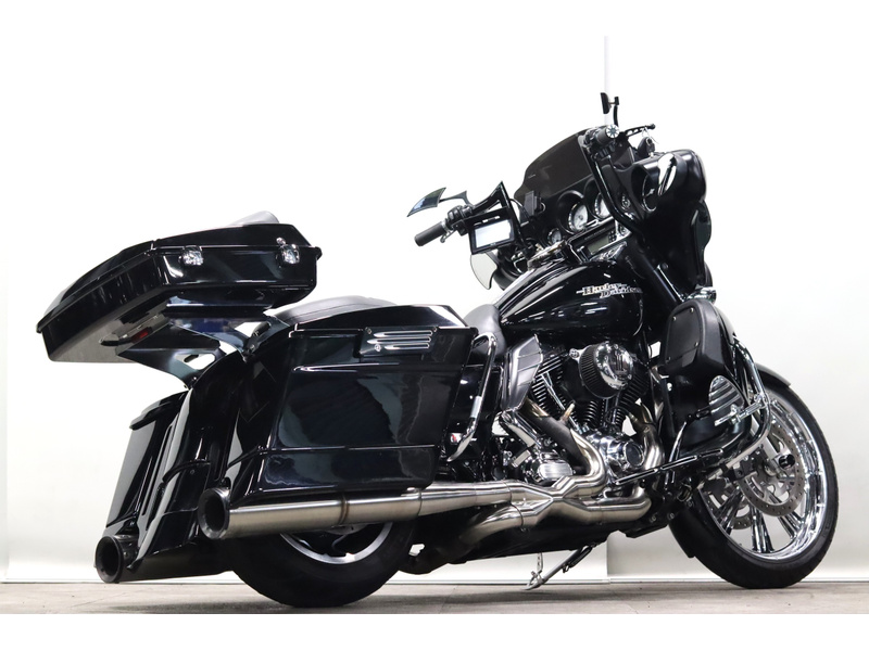 ハーレーダビッドソン　FLHX ストリートグライド　アウターチューブ　中古 FLHX ストリートグライド(ハーレーダビッドソン)のバイクを
