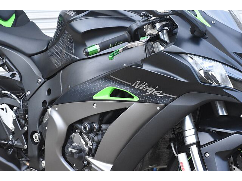 売り切れです。 2021 Kawasaki Ninja ZX10R Gas tank, fuel tank DENTED #61622