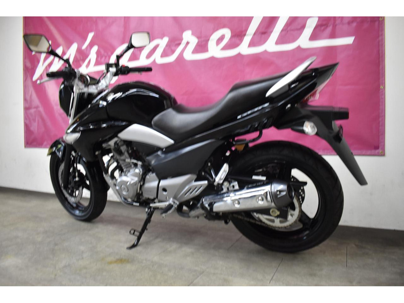 スズキ GSR250 (1148548) | 中古バイク・新車の事ならバイクの窓口