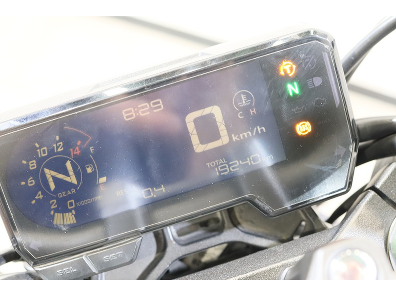 ホンダ CB650R (1149890) | 中古バイク・新車の事ならバイクの窓口