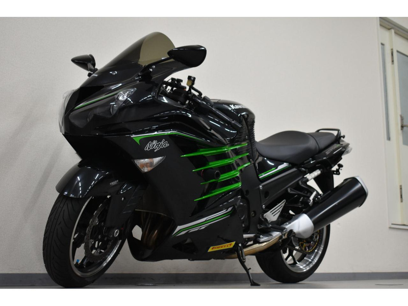 paru　Rオールインワン　ブラック 109717 1/12完成品バイク KAWASAKI Ninja ZX-25R メタリック