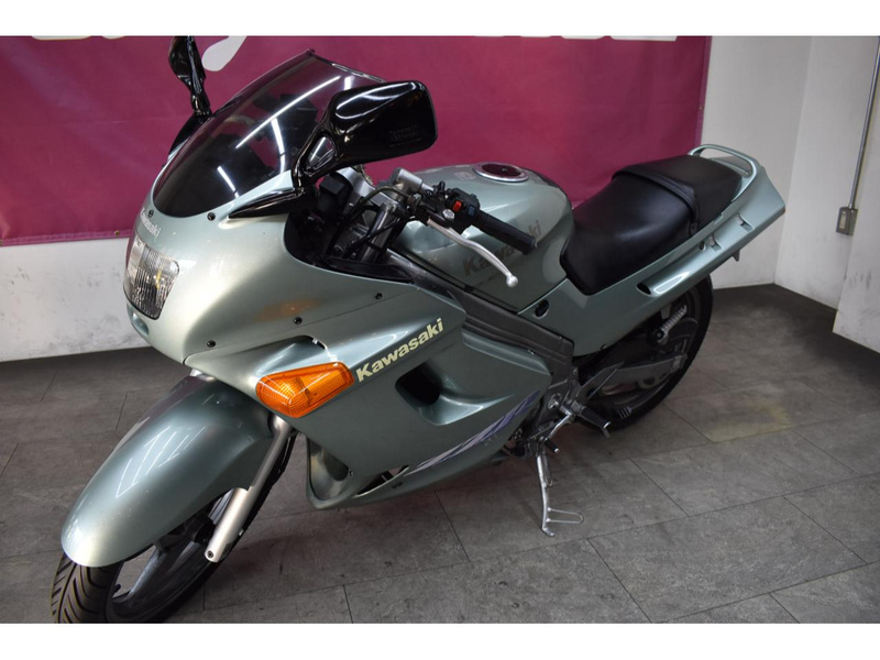 上三川町　中古　KAWASAKI ZZR250 鍵無し　250cc ZZ－R250(カワサキ)のバイクを探すなら【グーバイク】
