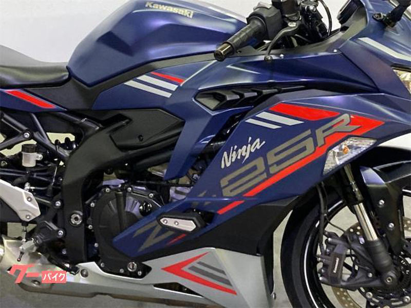 カワサキ/KAWASAKI 249cc 中古 カワサキ Ninja ZX－25R SE 2026年モデル 高回転型