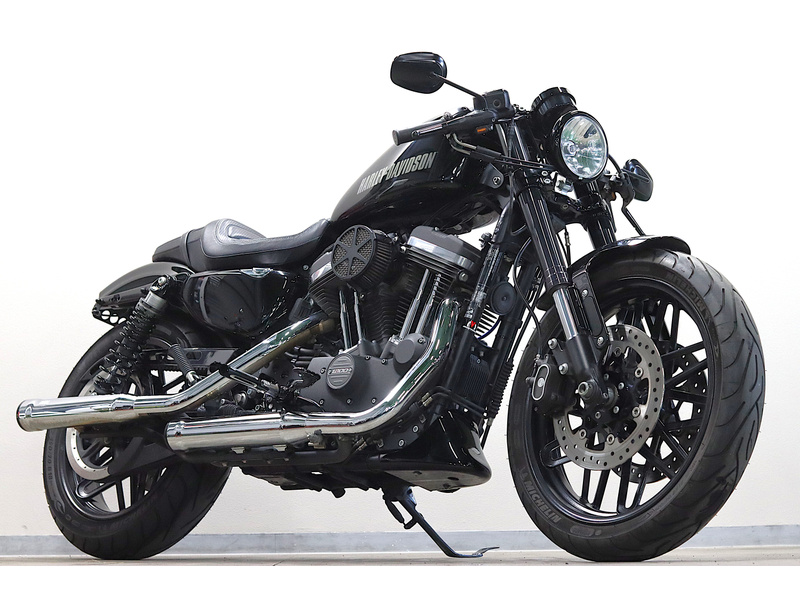 つ*む様 ハーレー　XL1200C　シート　中古　管理番号A3 XL1200C シート ハーレー 純正 中古 バイク 部品 04年〜07年スポーツ