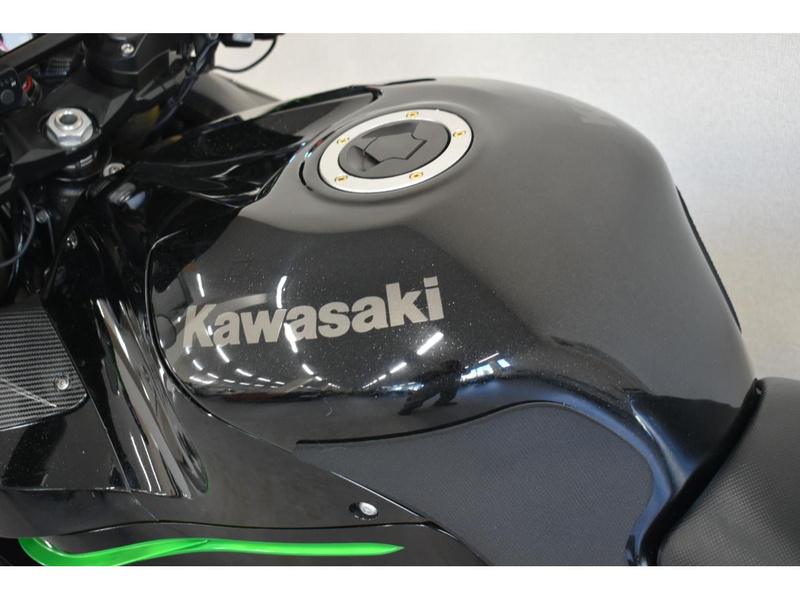 カワサキ ZZR1400 (1206410) | 中古バイク・新車の事ならバイク