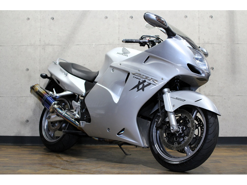 ホンダ CBR1100XX スーパーブラックバード (1212066) | 中古 ホンダ CBR1100XX スーパーブラックバード (1212066) | 中古