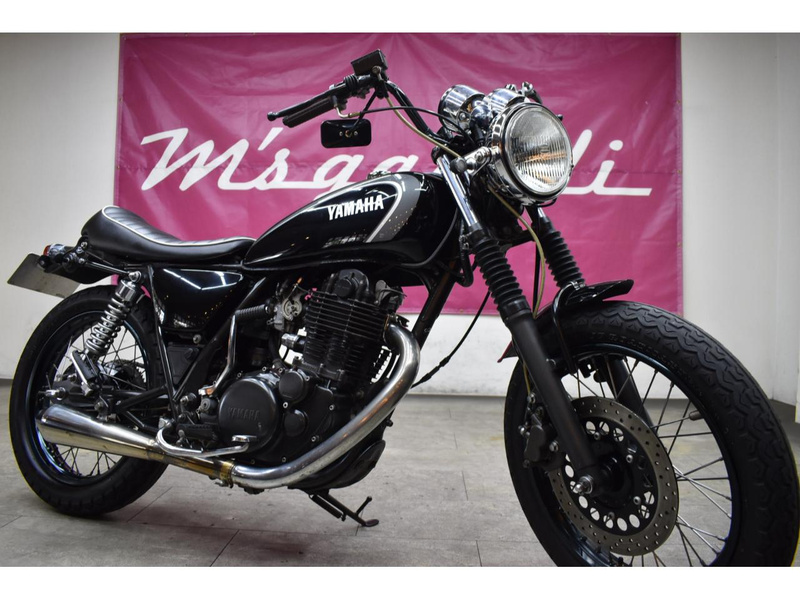 SR400 純正シート　ブラックスペシャルＹＳＰ限定　新品 ヤマハ SR400 YSPブラックスペシャル (1213528) | 中古バイク