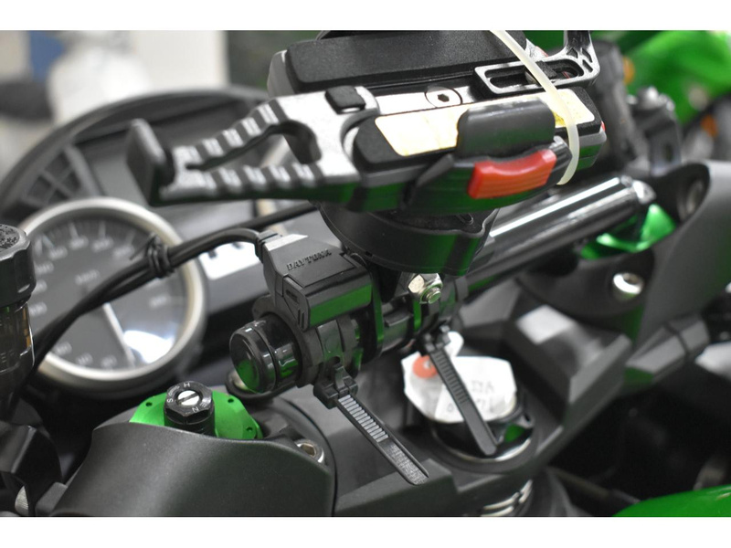 カワサキ Ninja ZX－14R OHLINS ED (1240393