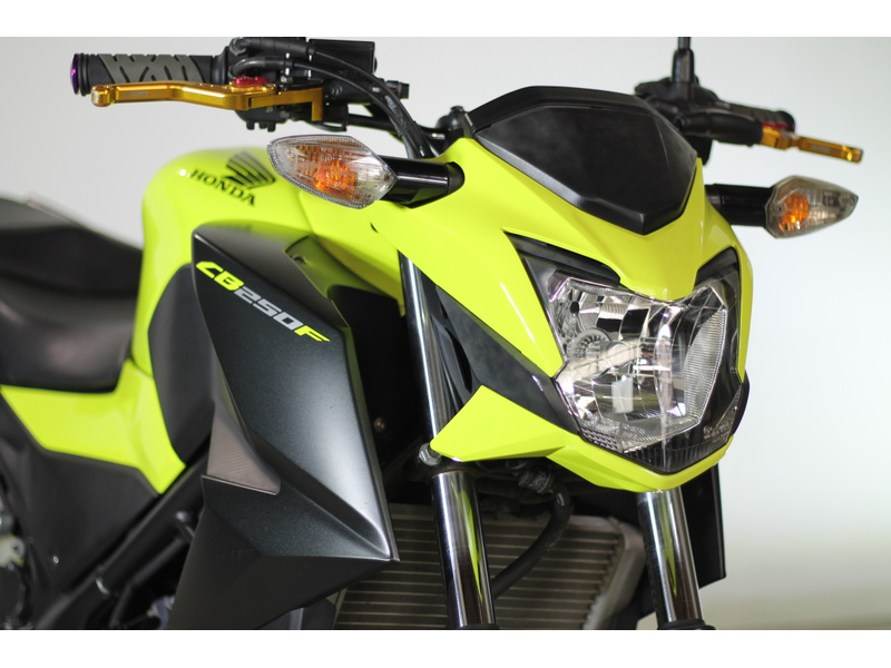 ホンダ ｃｂ２５０ｆ 中古バイク 新車の事ならバイクの窓口