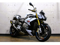 ＢＭＷ　Ｓ１０００Ｒ