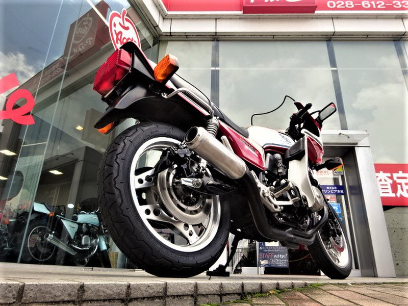 ｃｂ７５０ｆｃ インテグラ ヨシムラサイクロン付き 中古バイク 新車の事ならバイクの窓口