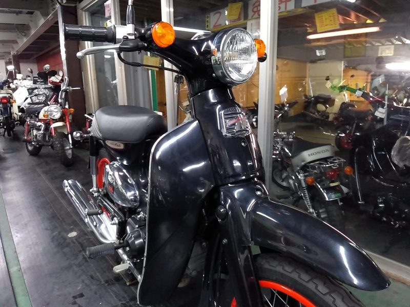 リトルカブ コンパクトな原付バイク「リトルカブ」にスペシャルカラーを追加し限定