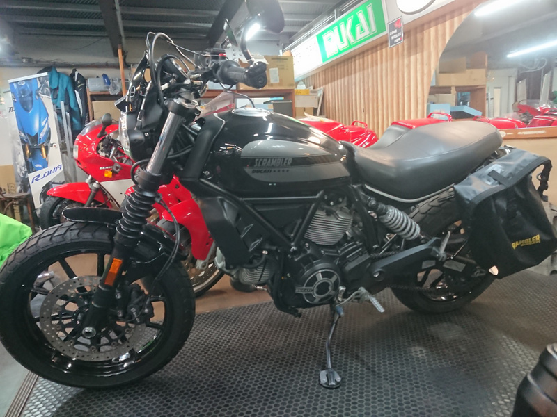 ドゥカティ ドゥカティ スクランブラーSixty2 (1097618) | 中古