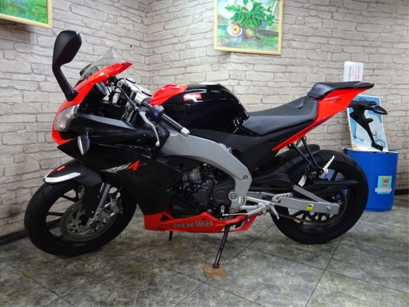 アプリリア アプリリア ｒｓ４ １２５ 中古バイク 新車の事ならバイクの窓口