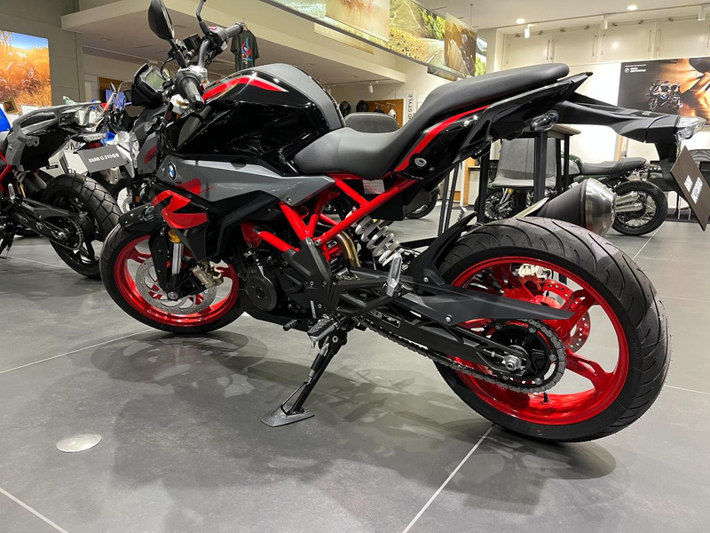 BMW BMW G310R (1097560) | 中古バイク・新車の事なら