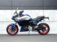 ＢＭＷ　Ｆ９００ＸＲ　プレミアムライン