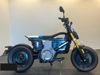 ＢＭＷ　ＣＥ０２