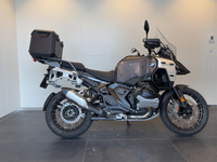 ＢＭＷ　Ｒ１３００ＧＳ　ＡＤＶＥＮＴＵＲＥ