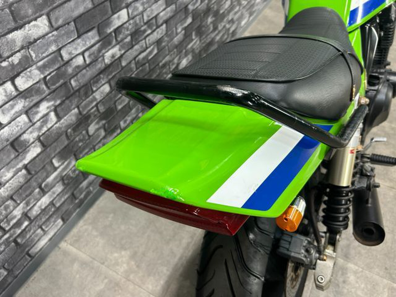 カワサキ ZRX400 (1223731) | 中古バイク・新車の事ならバイクの窓口