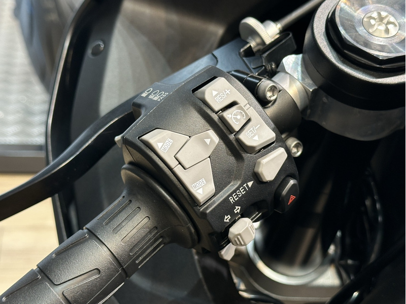 カワサキ Ninja ZX－10R (1225171) | 中古バイク・新車の事
