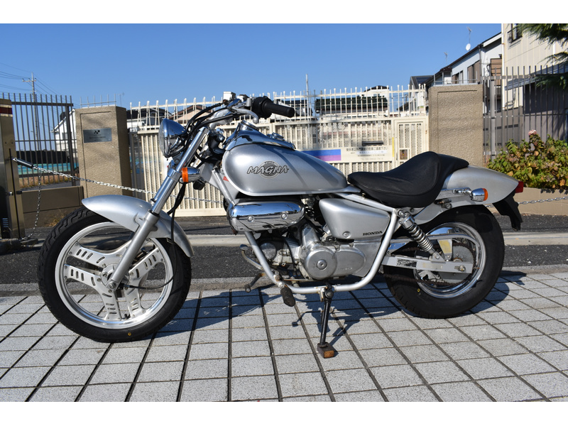 ホンダ マグナ５０ (1050862) | 中古バイク・新車の事ならバイクの窓口