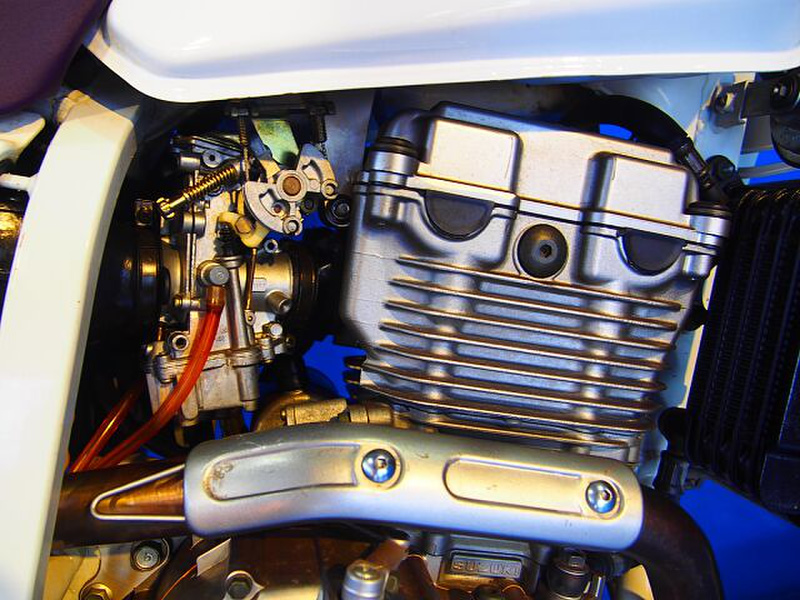 スズキ DR250R (1070446) | 中古バイク・新車の事なら