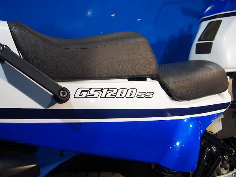 希少　スズキ　GS1200SS　BC-GV78A　純正　シングルシート　中古 希少 スズキ GS1200SS BC-GV78A 純正 シングルシート 中古 希少 スズキ