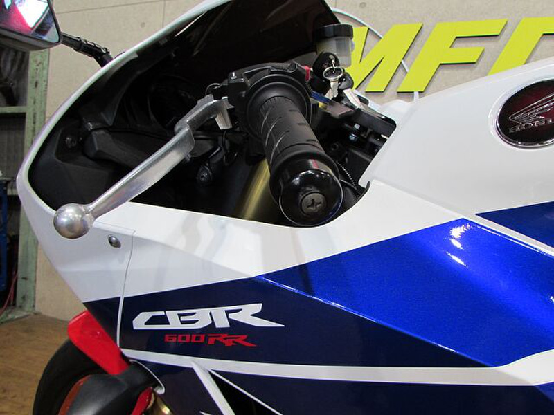 MFD埼玉戸田店@HONDA CBR600RR（PC40）用純正シートカウル