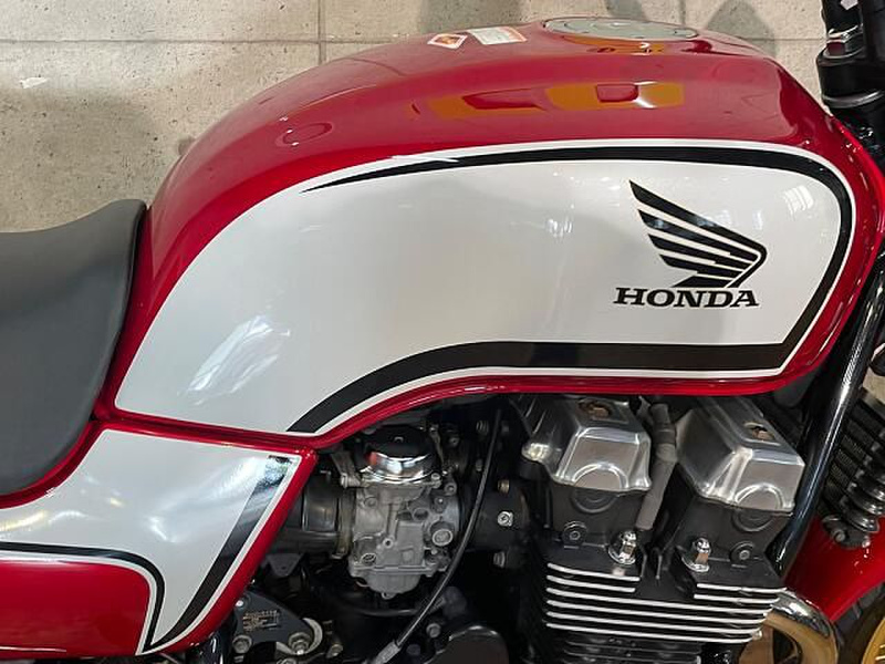 CB750カウル 赤/黒/白期間限定価格 ホンダ CB750 RC42 空冷4サイクル4気筒