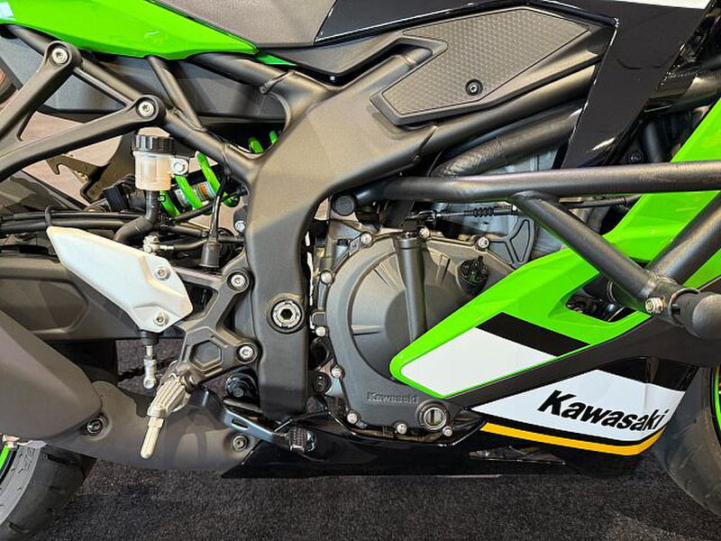 カワサキ Ninja ZX－4RR KRT EDITION