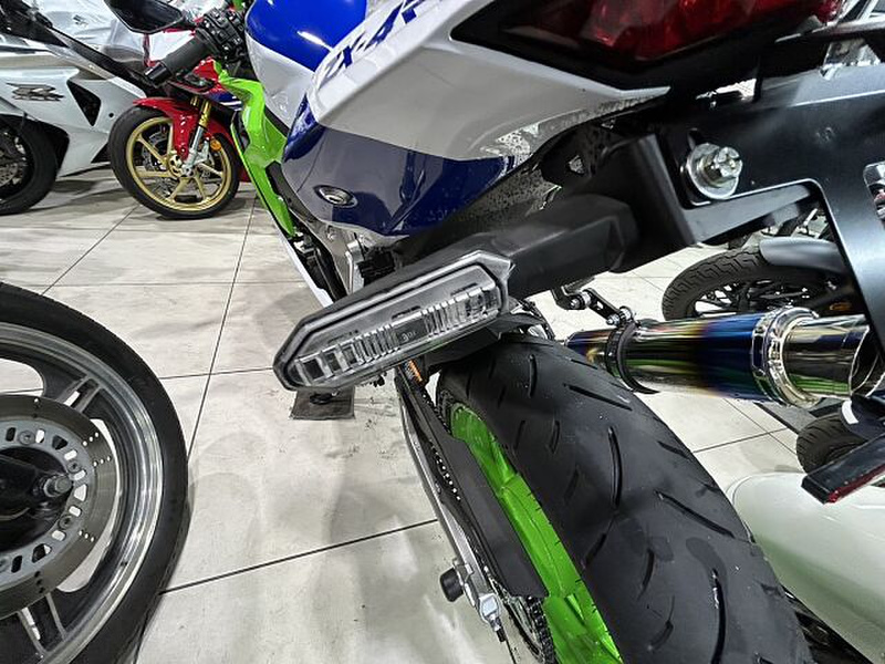 カワサキ Ninja ZX－4RR KRT EDITION
