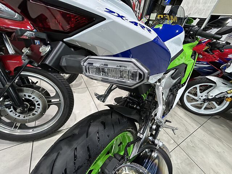 カワサキ Ninja ZX－4RR KRT EDITION