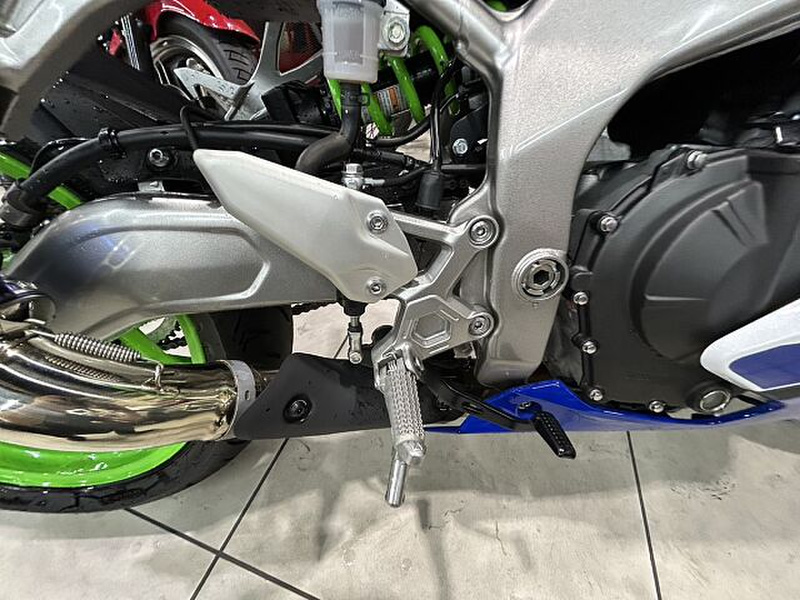 カワサキ Ninja ZX－4RR KRT EDITION