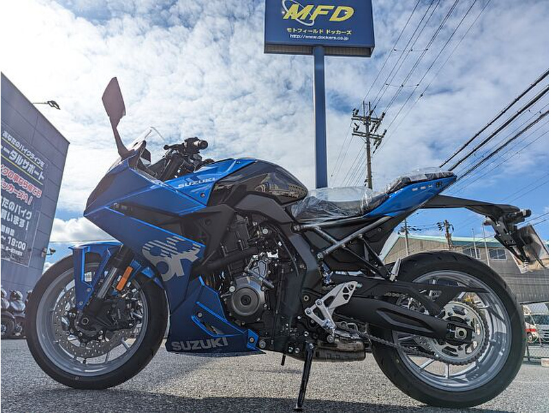 【中古】 Suzukis / Suzukis スズキ(SUZUKI)のバイクを探すなら【グーバイク】