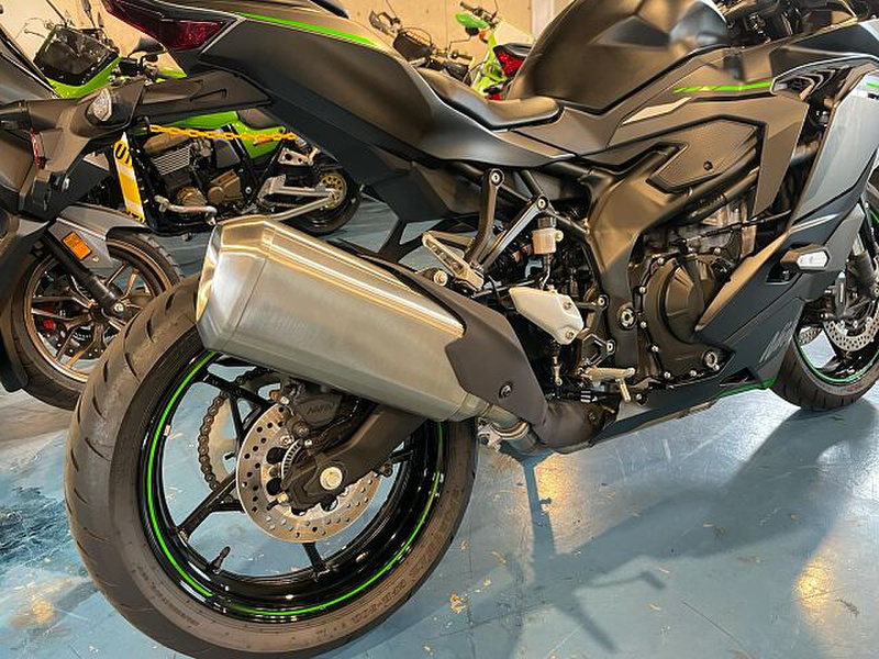 カワサキ Ninja ZX－4R SE (1139085) | 中古バイク