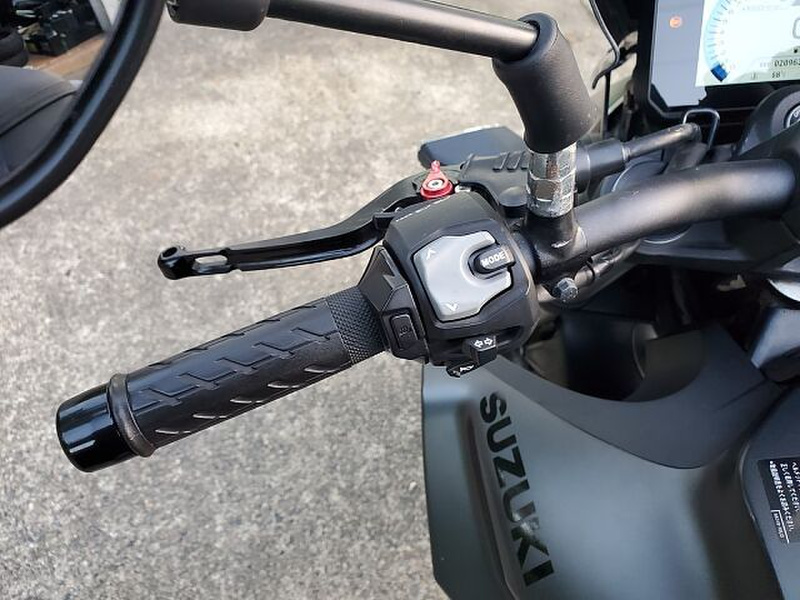 たい スズキ GSX－8S (1150117) | 中古バイク・新車の事なら