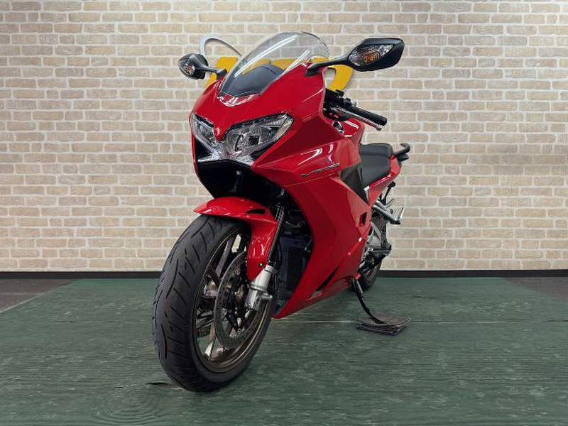 ホンダ VFR800F (1191950) | 中古バイク・新車の事ならバイクの窓口