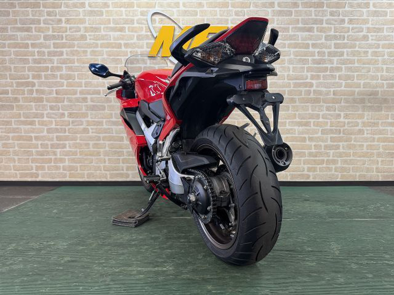 ホンダ VFR800F (1191950) | 中古バイク・新車の事ならバイクの窓口