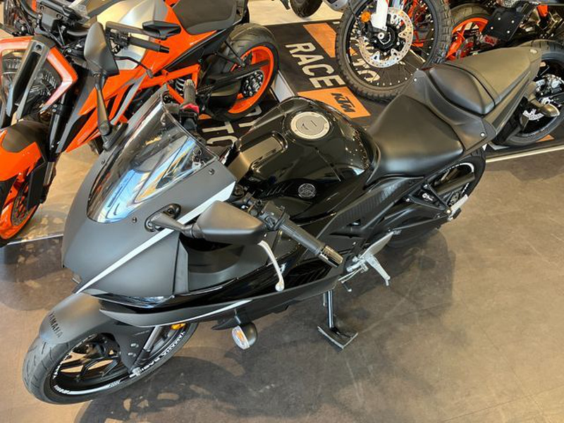 ヤマハ YZF－R3 (1196931) | 中古バイク・新車の事ならバイクの窓口