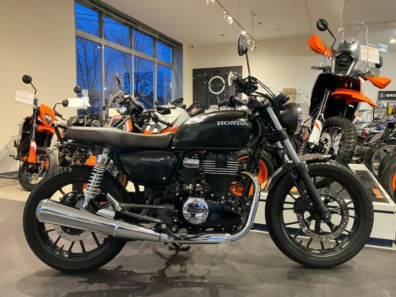 ホンダ GB350 ブラック ホンダのネオクラシックバイクが進化】走りの心地良さを極めた「GB350