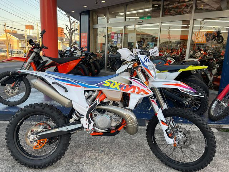 KTM rc250 走行1.6万km ナンバー有　交換可 KTM rc250 走行1.6万km ナンバー有交換可 (hi) 武蔵溝ノ口のバイクの